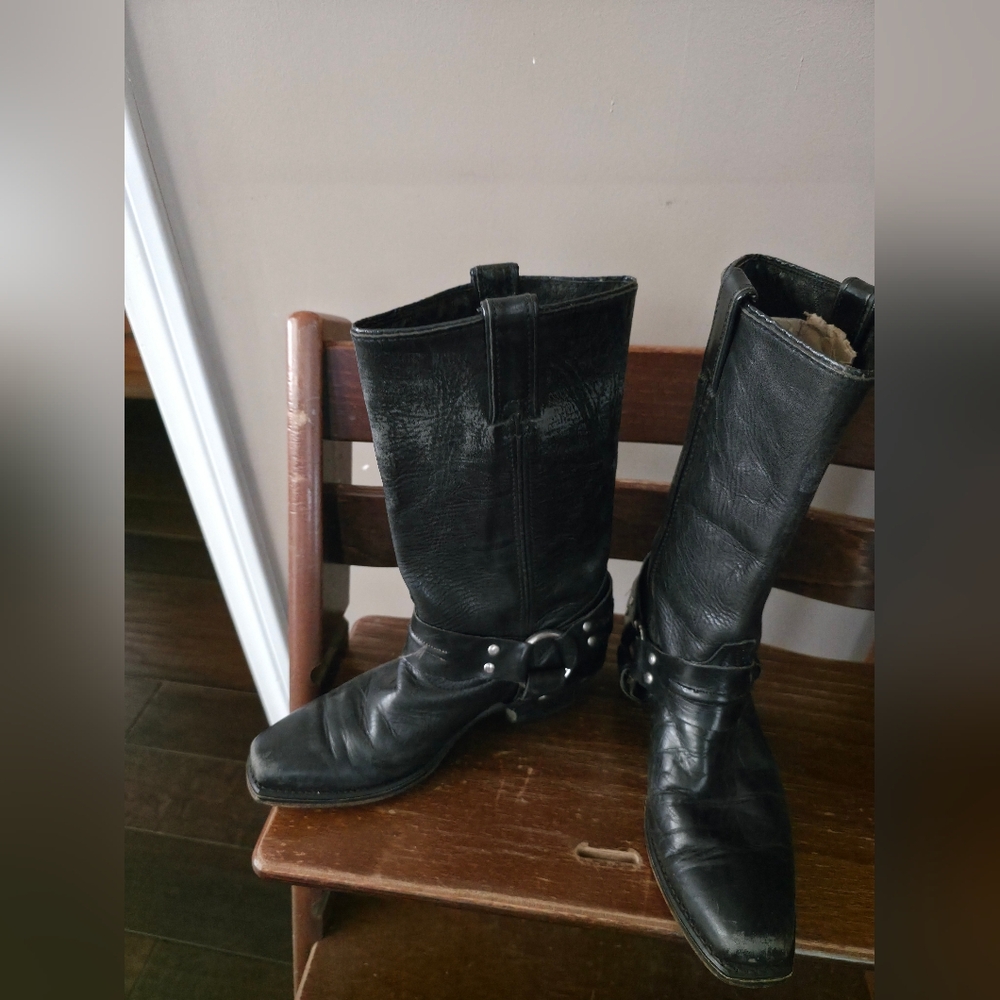 Vintage Code West Black Leather Boots